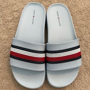 Woman’s Tommy Hilfiger slides